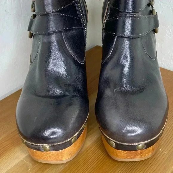 NEW BED STU Moira Black Rustic Leather Buckled Platform Booties Size 6 - Picture 5 of 8
